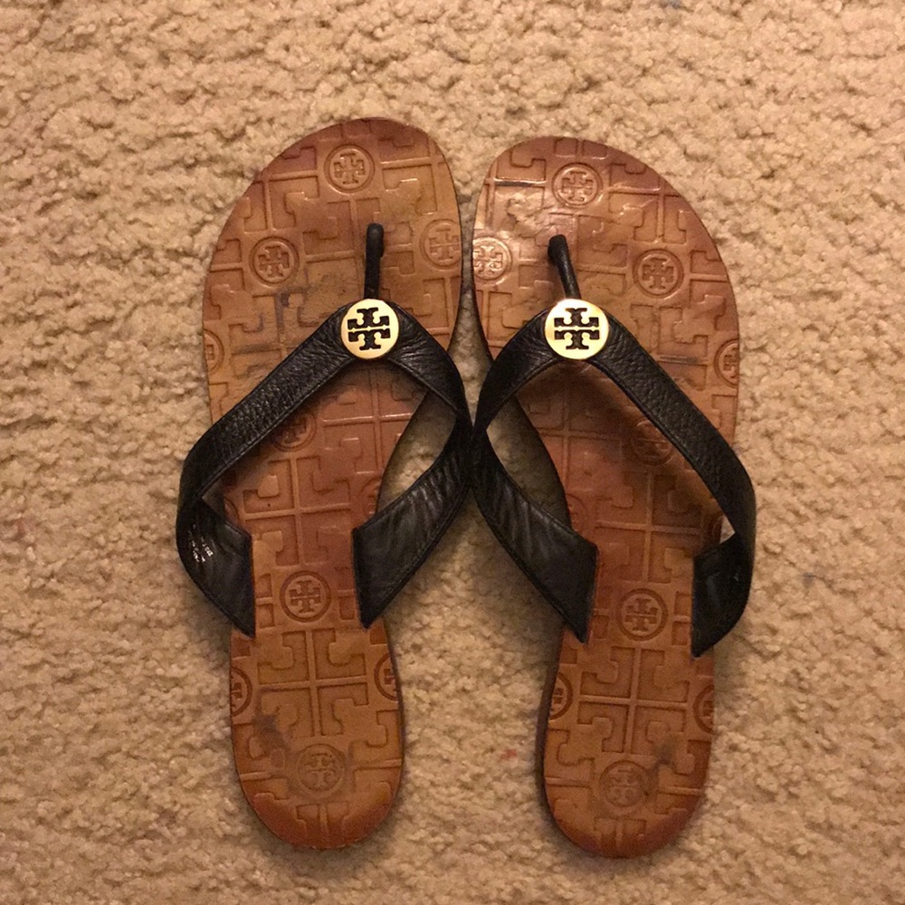 Tory Burch Black Leather Medallion Sandals Size 9